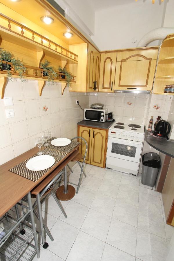 אתונה Agios Nikolaos Train Station 1 Bedroom 4 Pers. מראה חיצוני תמונה